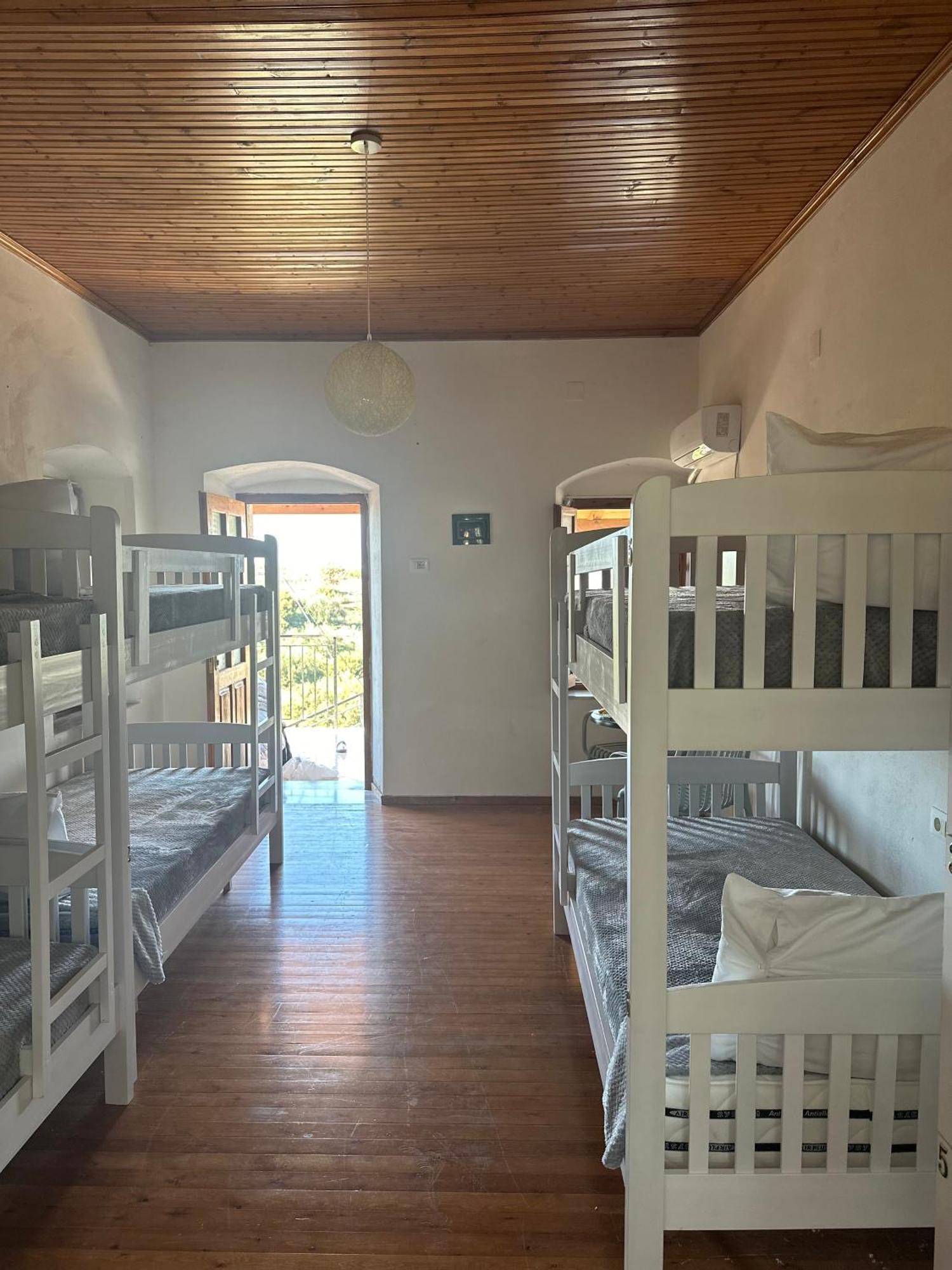 Hostel On The Hill - By Filikuri Beach Χειμάρρα Εξωτερικό φωτογραφία