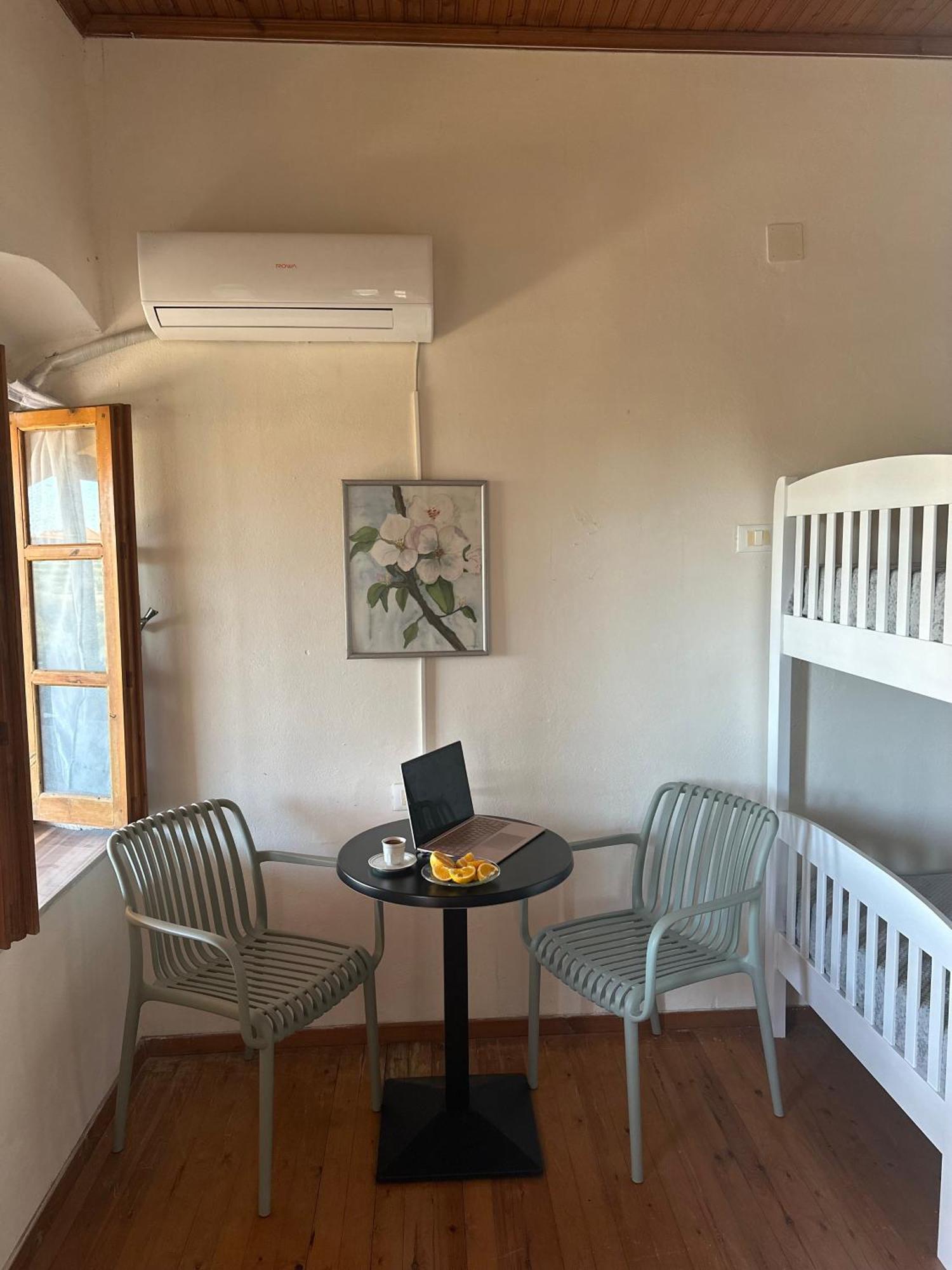 Hostel On The Hill - By Filikuri Beach Χειμάρρα Εξωτερικό φωτογραφία