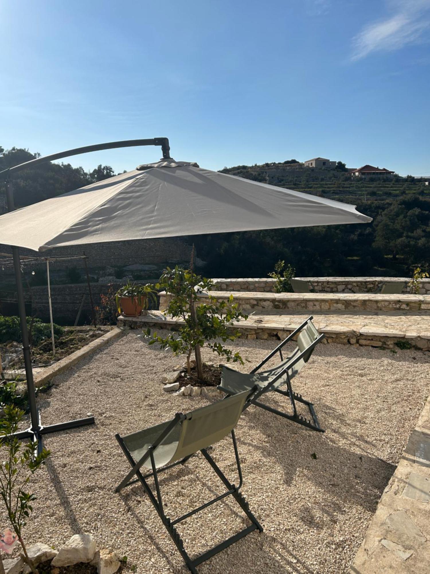 Hostel On The Hill - By Filikuri Beach Χειμάρρα Εξωτερικό φωτογραφία