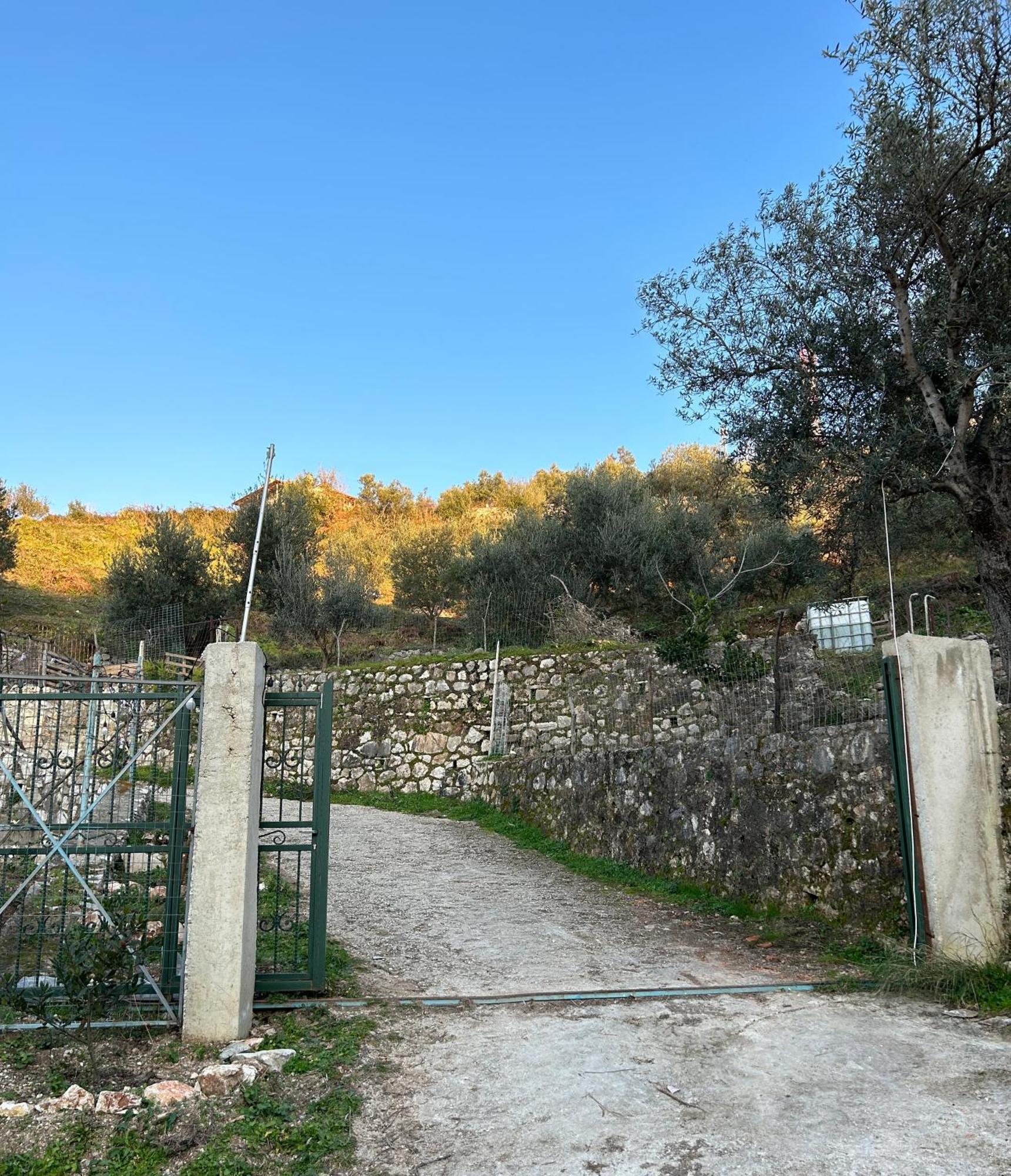 Hostel On The Hill - By Filikuri Beach Χειμάρρα Εξωτερικό φωτογραφία